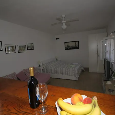 شقة Sidro بوستيرا