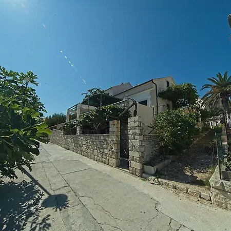 Sidro شقة بوستيرا